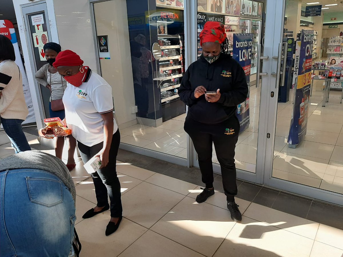 EFF_HarryGwala's tweet photo. Harry Gwala Region Secretary, Nomfundo Mpayipheli and ground forces of the EFF remain resolute and will continue to intensify efforts to ensure Umzimkhulu Clicks remains CLOSED.

#clicksmustfall #Asijiki https://t.co/5kqKMBICHH