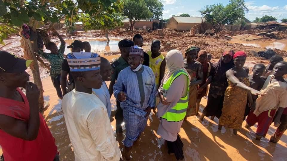 Ibellozauma's tweet photo. The office of @DHAZamfara under Hon. Hajiya @faikamarshal is up and doing supplying relief materials in worst hit areas like Bardoki of Gummi https://t.co/WmL3DRHZJy