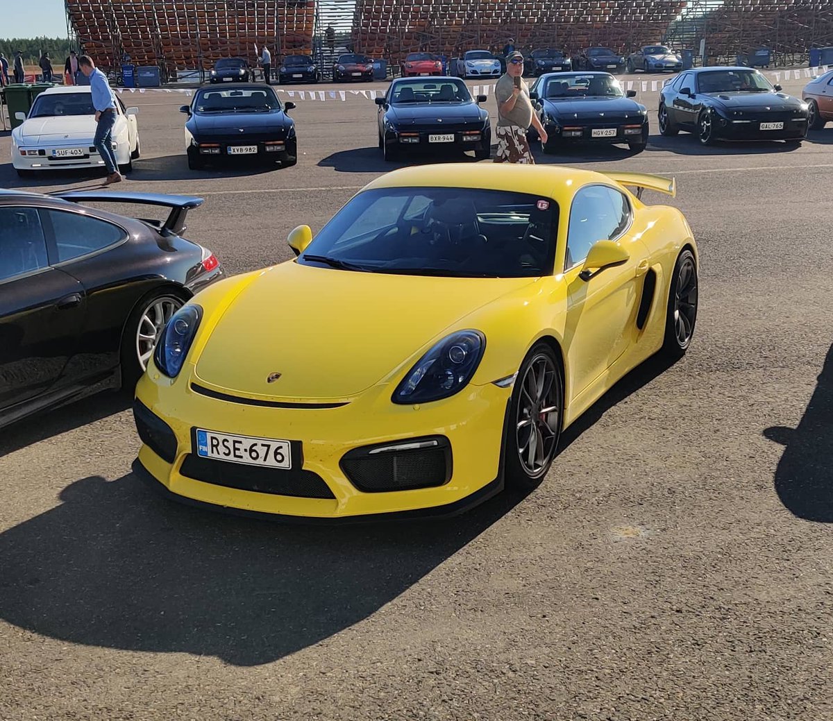 CarspotterF's tweet photo. Porsche Cayman GT4
.
.
.
.
.
.
.
.
.
.
.
.
.
#porsche #porsches #porschegt #porschecayman #porschecaymangt4 #porschecaymans #porschecayman718 #porschecaymangt4clubsport #gt4 #cayman #caymangt4 #caymangt4clubsport #caymans…

📸 https://t.co/oWGX781NHa via https://t.co/LsfFhqNDT5 https://t.co/ecySHdXaNF