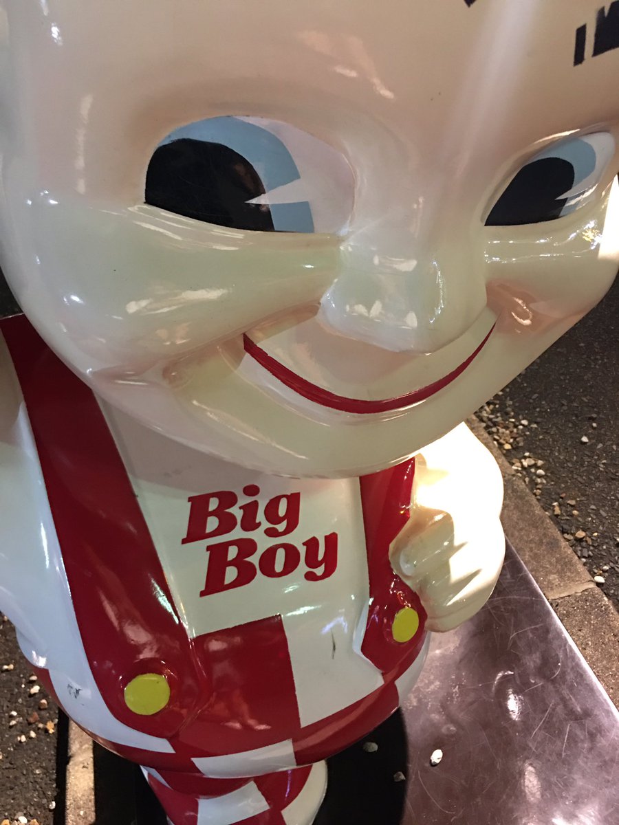 三色にゃんこ かみこす24 びっくりドンキーきました