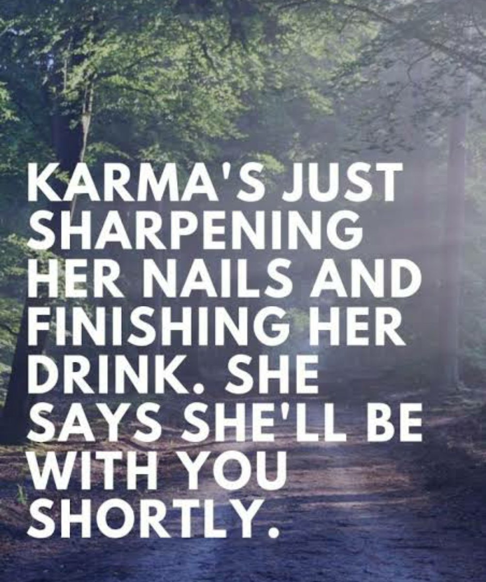 Sarah85843327's tweet photo. @arnabofficial7 @taapsee @FarahKhanAli @ReallySwara @shibanidandekar @vidya_balan @ayushmannk justice is God. Karma is there.U guys, 4get about supporting SSR... supported the accused . 
Remember ... truth is everything and no matter what it always win. Rhea Arrested. 
#WorldUnitedForSSRJustice https://t.co/privLEMzfa