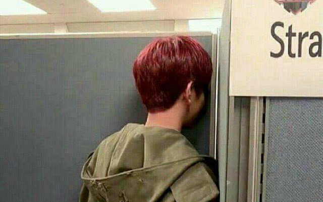 TurkshArmy01's tweet photo. @billboard @BTS_twt Kesinlikle ağlamıyorum 🥺 ❤️ https://t.co/FgOWm3n06y