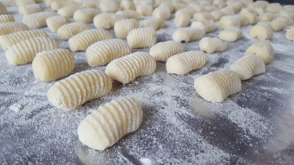 BANG restaurant & wine bar tweet media