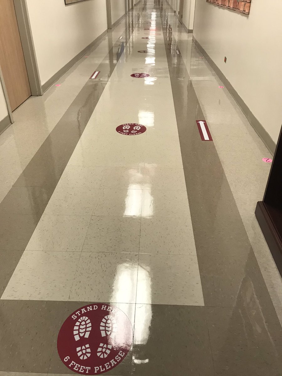 JulieMoncrief10's tweet photo. I was happy to spend my first morning of F2F learning at @SCES_Scorpions. They were ready for kids to be in the building!!!#springcreekway #GarlandISD #GarlandBPS https://t.co/Fj7gyh7C8A