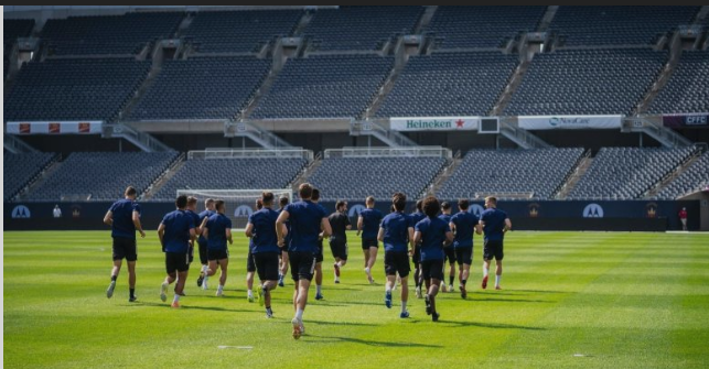 HonorTheBall's tweet photo. The Chicago Fire hope that moving back to Soldier Field will improve attendance. What they really need is to play better soccer.
https://t.co/BnhEWCGWH4
@ChicagoFire @MLS https://t.co/PbPVE2O69O