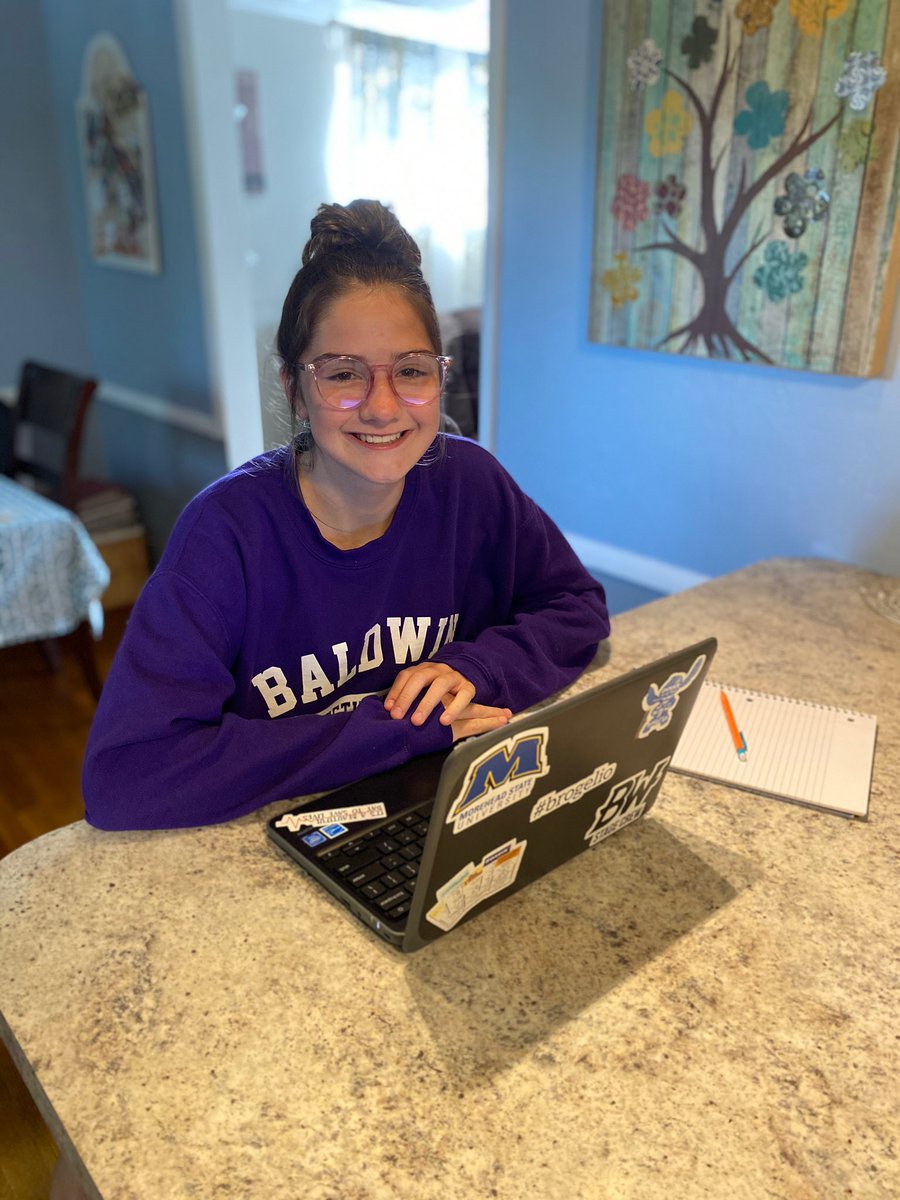BaldwinHSCheer's tweet photo. We are officially back to school at the BW School District and we are SO excited to be back! Take a look at how some of the BHS Cheer JUNIORS are spending their first day of #BackToSchool #Classof2022 ✏️🍎 https://t.co/S0THvS0BQG