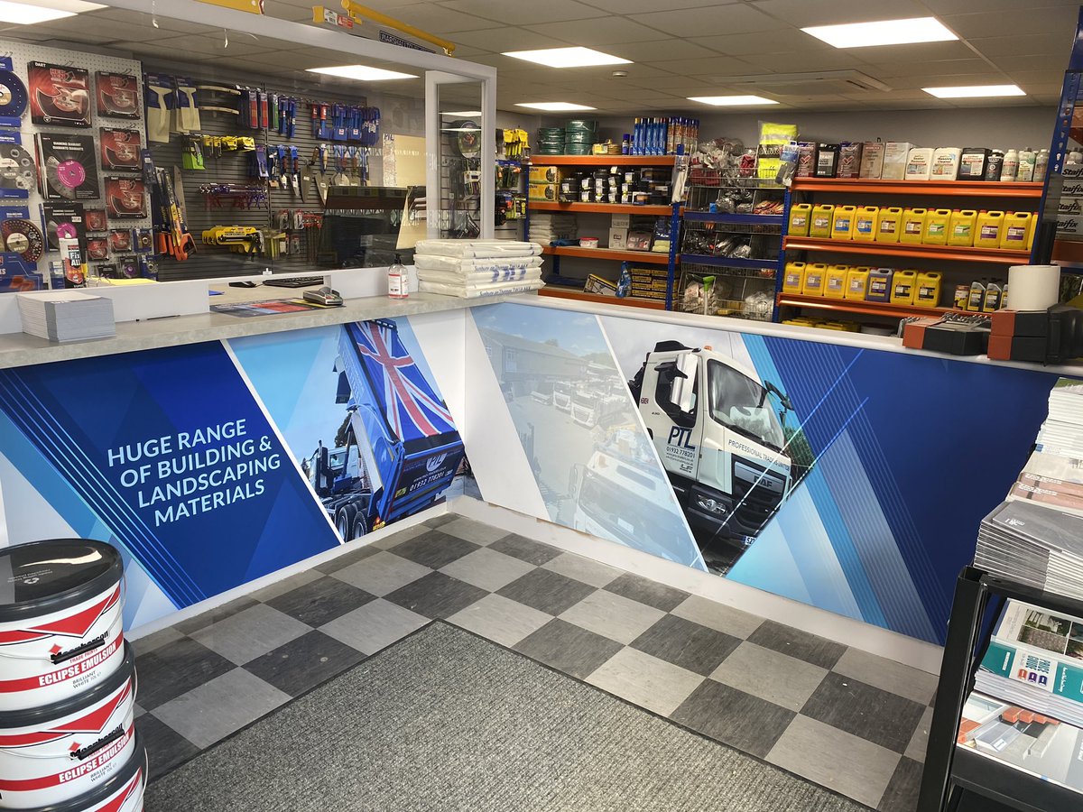 ProTradersBM's tweet image. Great to be moving into our new shop and counter 👍🏻