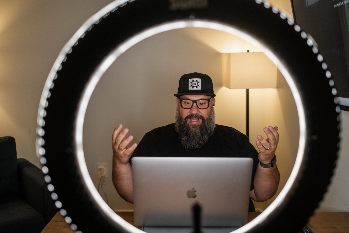 We hollered across the pond, y'all! Last week, Chris was featured on a UK podcast called Stay Hungry, where he talked about marketing learning, content repurposing and his love of BBQ.

Listen to the full episode on your favorite platform here: bit.ly/3fQY47N