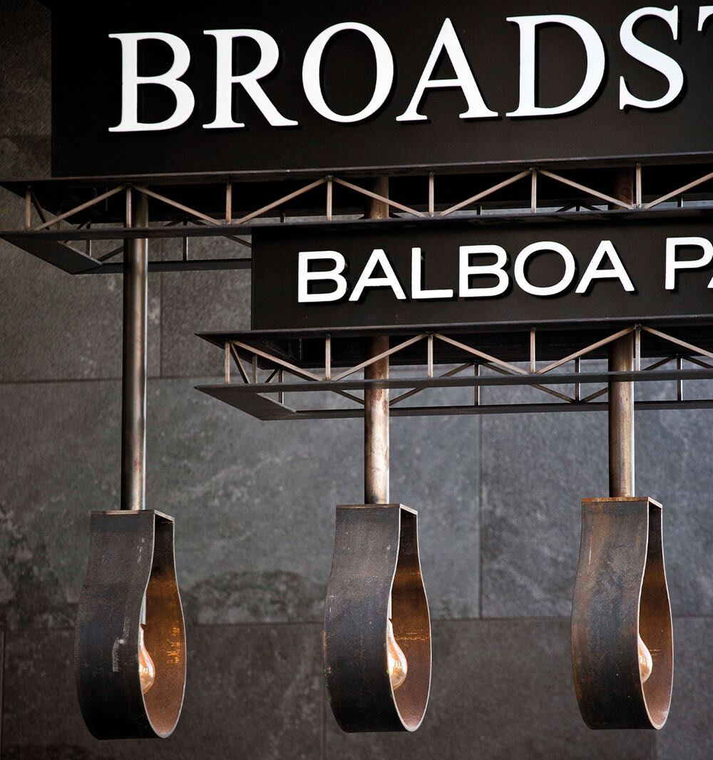 BroadstoneBP's tweet photo. Did you know our property was designed by Paul Basile Studio? His other well known projects include Morning Glory and Puesto. Come check out his unique design! https://t.co/9mGDGtnGLc