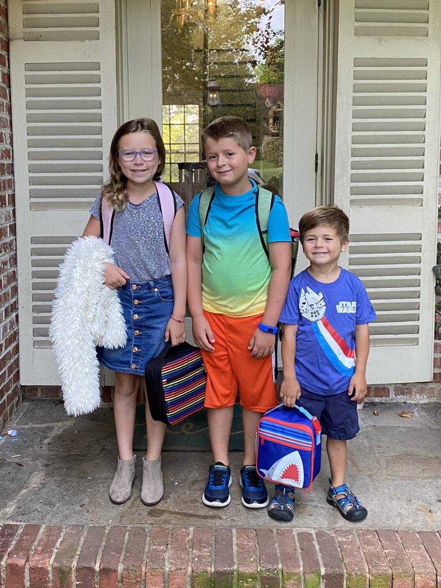 melbrogers's tweet photo. First day if virtual school 2020! @RPEMS233 @BaltCitySchools https://t.co/9YqRJQm837