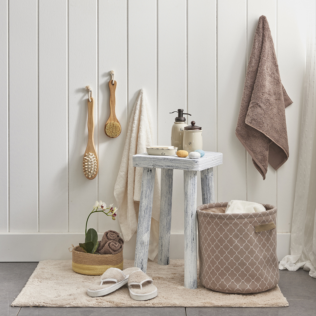 BoundaryOutlet's tweet photo. Get back to nature in your bathing space, with our range of scented candle and diffusers, natural body brushes and luxury lotions.
Swipe to see more. Products vary per store. See brand directory at https://t.co/Owu0Tq7DJ1.
#BoundaryOutlet #BoundaryMill #LoveBoundary https://t.co/zmUkuS369z
