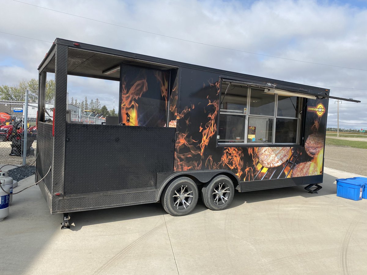 Lunch Time!!  Serving up burgers and fries from 11-130 today!  You’re welcome to stay and eat or take your lunch on the road. Did I mention it’s free?  #charcoalgrill #lmscelebratesharvest #freelunch #harvest2020