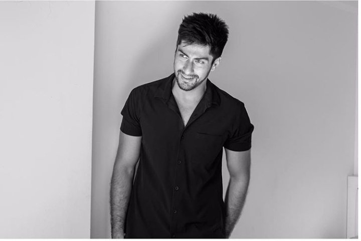 Disha_Jain07's tweet photo. @namitter29 You have such an innocent and indescribable smile which is truly one of a kind .Your smile is enough to make us feel better. Keep smiling always...lots of love.❤️
#NamitKhanna
@TeamNamitK29 https://t.co/g6cY5Sahsd