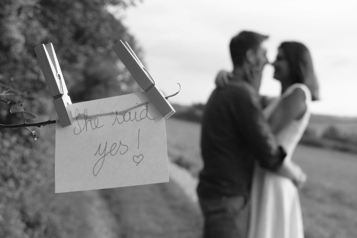 Camlrcq's tweet photo. « Il a volé mon Coeur, alors je vais voler son nom... » 👩‍❤️‍👨💍⛪️ #wedding #love @Nenette62380 ❤️ https://t.co/Otm2ASWbtZ
