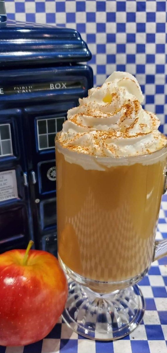 Blue Box Cafe tweet media