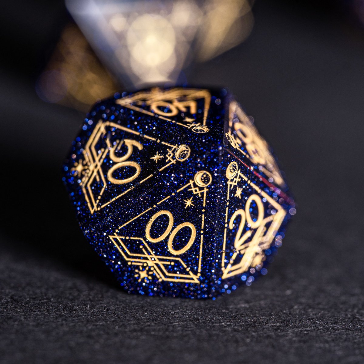 urwizards's tweet image. More details of the astrology set. Gold inked &amp;amp; silver inked. ✨🌌

#dnd #dice #ttrpg #dungeonsanddragons