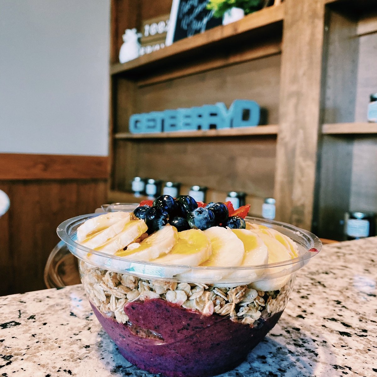 thebowlandberry's tweet photo. Get Berry’d 😜

#BowlandBerry #OriginalBerryBowl #SmoothieBowl #Berrybowl #Smoothies #AcaiBowl #Pitayabowl #Fruit https://t.co/o1L4ahY3qR