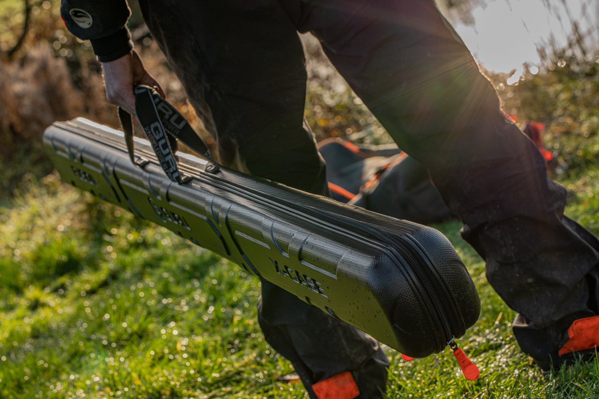 TackleGuru's tweet photo. Yeah, we’ve missed the X-Case too after a mega sell-out launch earlier this year! 🚀 Thankfully, it’s back mid-October! 👊🏼💥😍 Ultimate storage, transportation, organisation and protection for poles, top kits, spare sections and even whips! 💪🏼🎣 #xcase #guru #polefishing https://t.co/Yaza8AiYxM