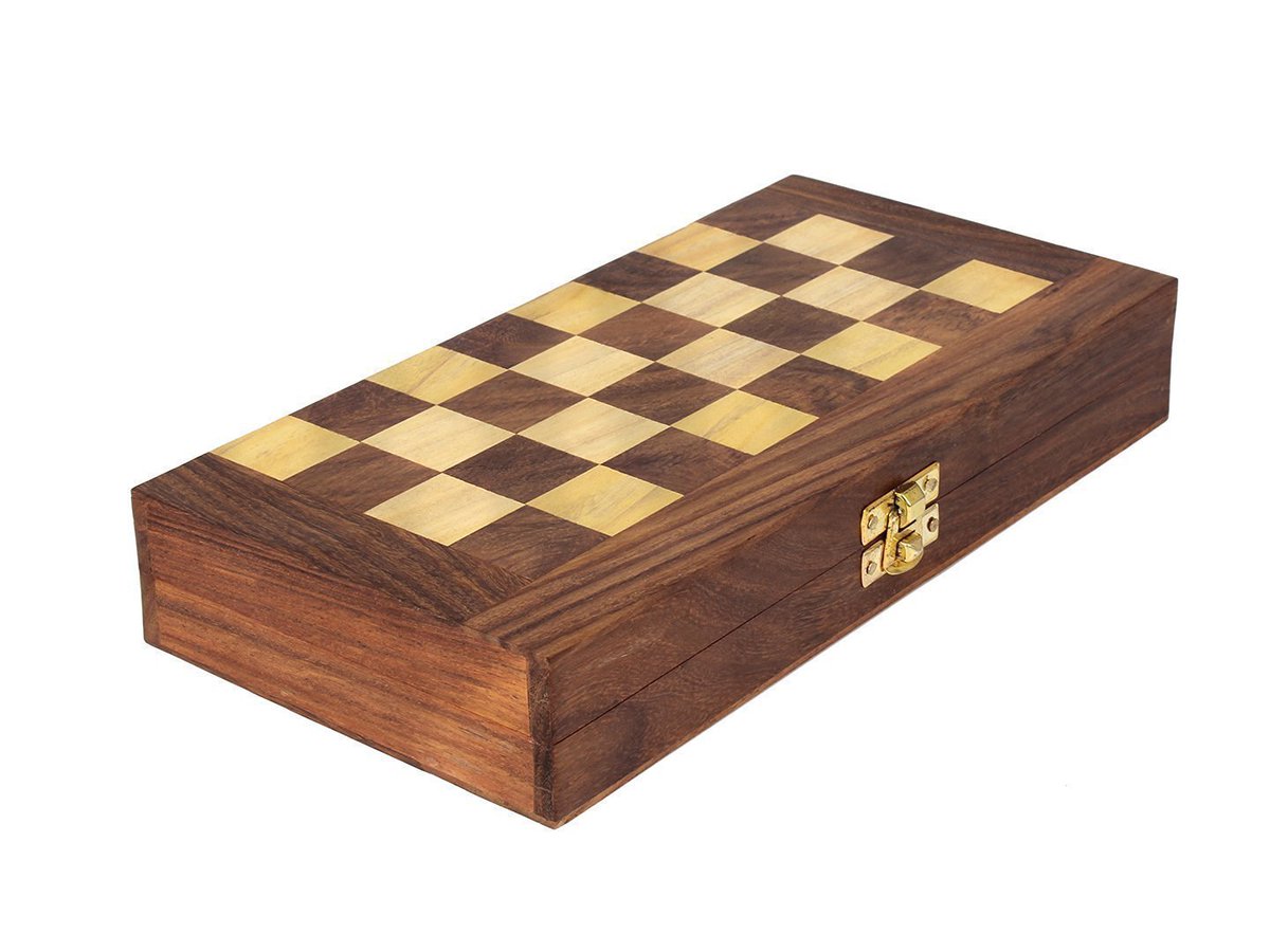 AfdayCare's tweet photo. Serve the royal game with a difference with our wooden chessboard. Lay the table for a war of the bright minds and enjoy each move as you play. Skillfully handcrafted by the rural artisans of Ortus Arts this chessboard is made of Sheesham wood and haldu wood. #afday #CHASE https://t.co/xs7rdcvQHK