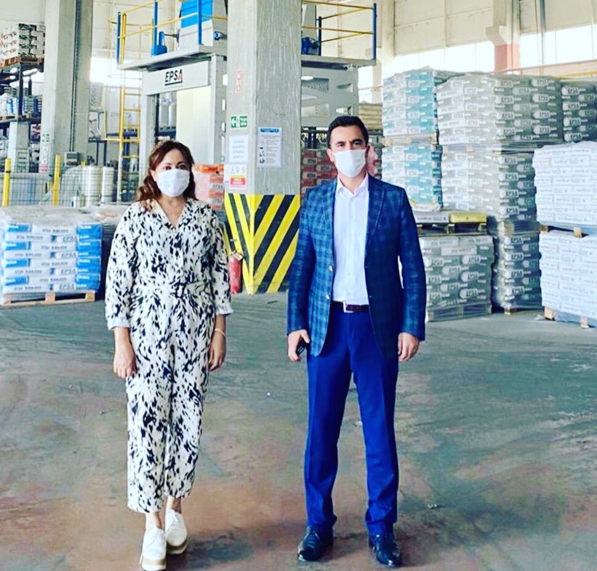 NURCANZDEMR's tweet photo. EPSA üretim tesislerinin de içinde yer aldığı Kestel ilçemizin başarılı kaymakamı Sn.Ahmet Karakaya ziyaretleri ile bizleri onurlandırdı.  Sayın Kaymakamımıza nazik ziyaretleri için teşekkür ediyorum. https://t.co/BKtWroBhJ2