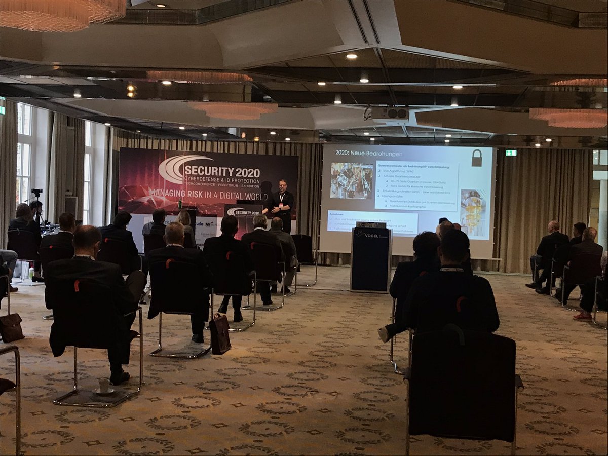 mylaocoon's tweet photo. Prof Dr Skornia gibt entwarnung die 70Qbits reichen noch nicht um heutige RSA keys zu brechen.
die Entwicklung beobachten, aber noch keine Panik
#QuantumComputing
#sectechcon @vogelitakademie https://t.co/Sd2moemM9b