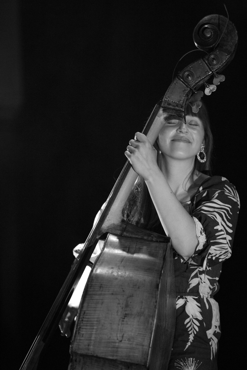 Høstens konserter i Kullebunden Jazz fikk en strålende åpning med Ellen Andrea Wang og Closeness.
Høstens program:
Mats Eilertsen Trio - Torsdag 24.9
Atomic - Torsdag 22.10
Jo Skaansar - Fange av mi tid Torsdag 19.11
Swingin`Christmas - Hilde Louise Orchestra - 9.12