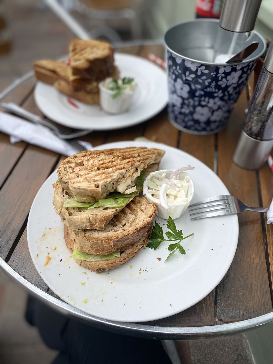 kimsmithwarren's tweet photo. Mmm lunch 😋 https://t.co/vHZA3ucVoi