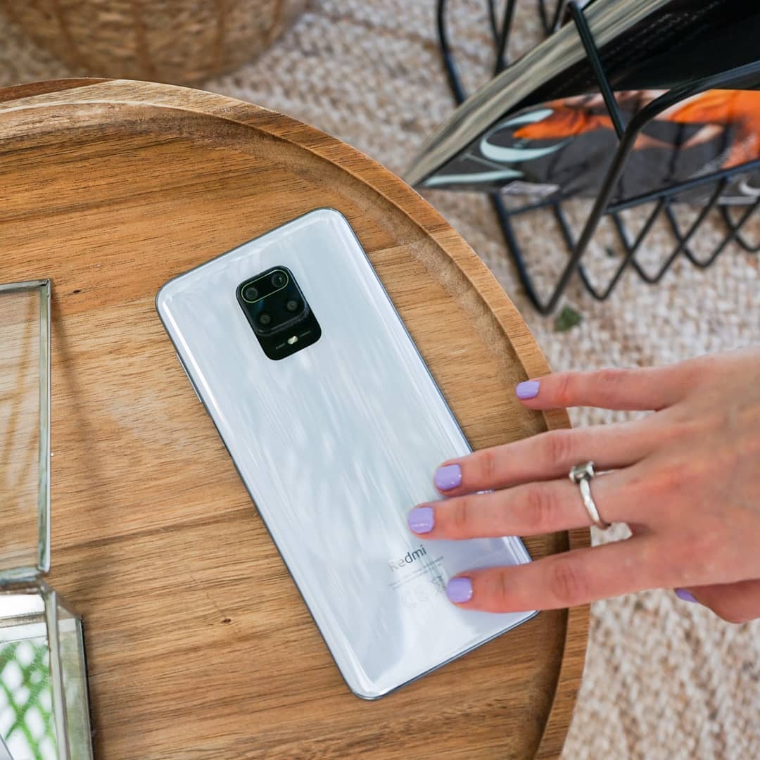 mobiledevicesPK's tweet photo. Snapdragon's powerful 700 series processors to the #RedmiNoteSeries. 5020mAh (typ) ultra-high capacity battery, #RedmiNote9s supports 18W fast charge and comes equipped with a 22.5W fast charger in the box. https://t.co/wrJ1hLE7Rr
#Xiaomi #Redmi #RedmiNote9sPrice #Mobile #Note9s https://t.co/BkR72l0TFN