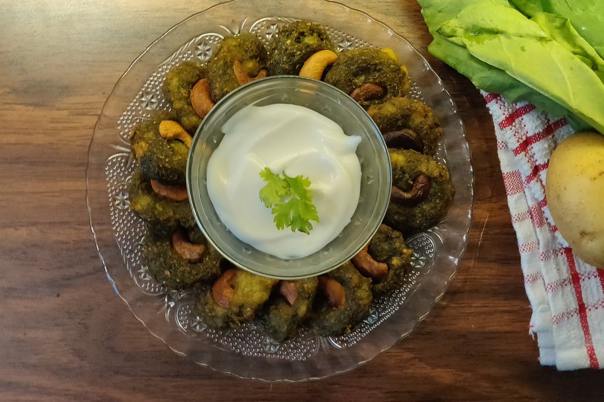 KitchenMayee's tweet photo. Hara Bhara Kabab || Side Dish

Check out my youtube channel for the recipe
Youtube: https://t.co/2aQkakOmJa
Don't forget to Subscribe, Like and Share

#harabharakabab #sidedish #kabab #snacks #easysnacks #tastysnacks #easyrecipes #tasty #tastyrecipe #foodblogger #blogger #YouTube https://t.co/gGVsMCczvI