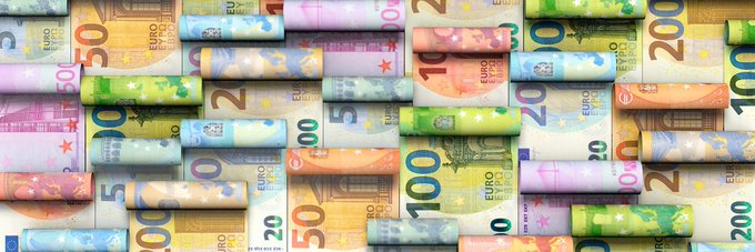 SenatoStampa's tweet photo. #DecretoAgosto. In Commissione Bilancio, audizioni informali rappresentanti #AIAD, #Confprofessioni e #AlleanzaDelleCooperative su ddl conversione d-l n. 104 per sostegno e rilancio economia👉🏻https://t.co/7ABM27uBM3 Diretta📺https://t.co/M52ALz4bBy https://t.co/z7CeFCL5MH