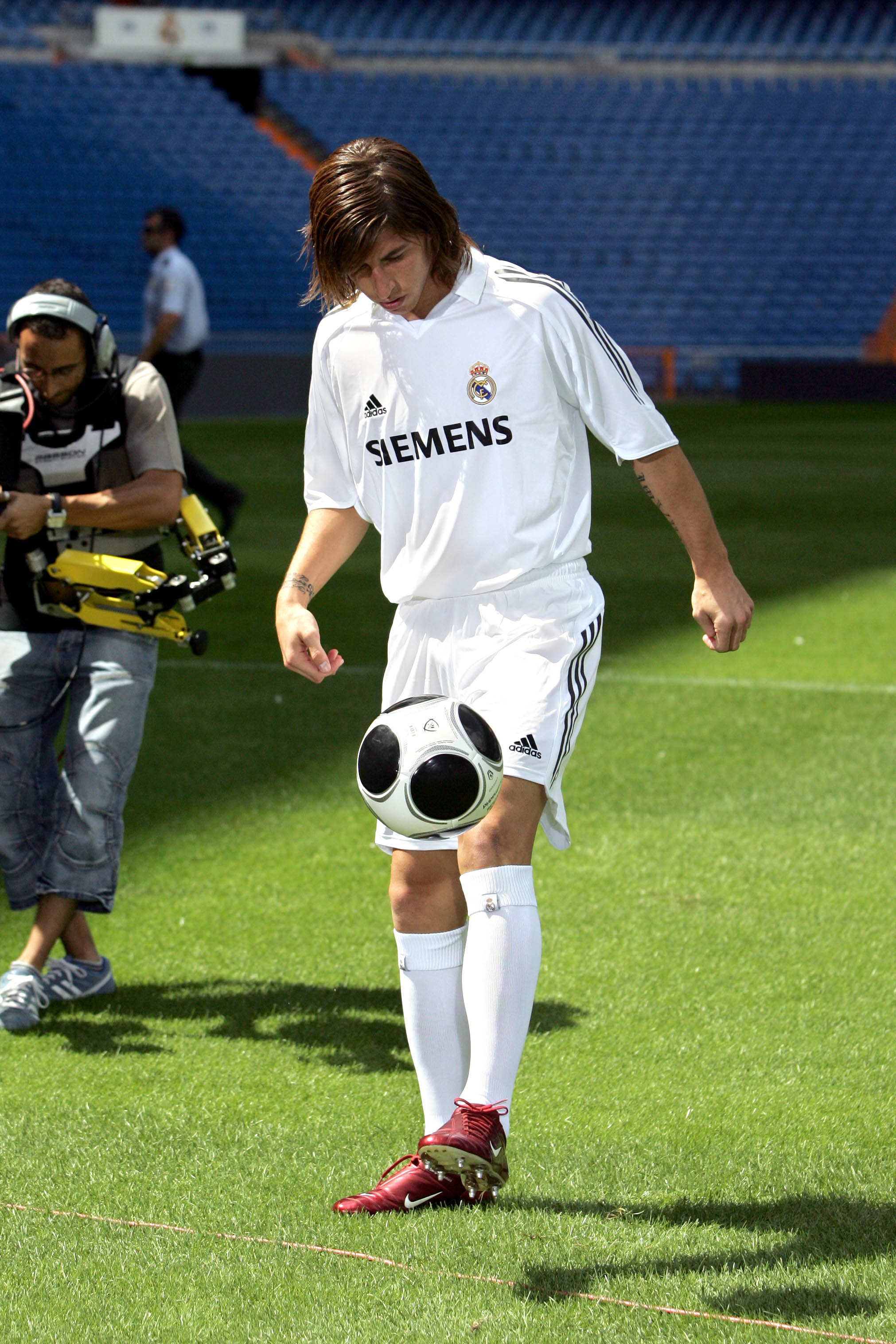 sergio-ramos-reaches-100-goals