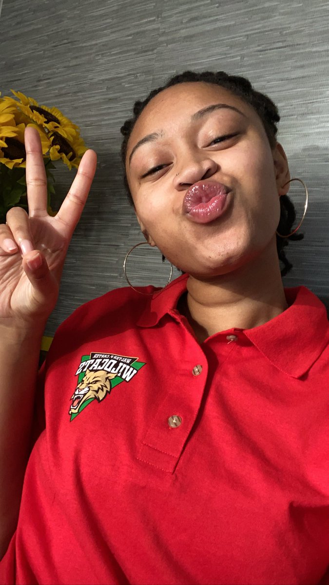 RaeRae_belford's tweet photo. I had to come on here with my selfie!!! Shoutout to @PpalPinkney for the new polos!!! Happy First Day of School!! #wpcwhateverittakes @WWPCEM (why do I look like a kid 🤦🏽‍♀️ #embarrassing) https://t.co/kDtfzi2849