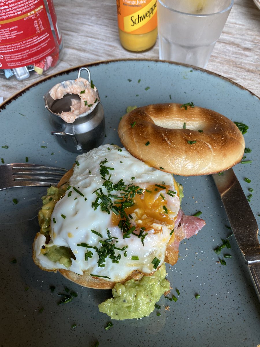 RabeyK's tweet photo. Stunning brunch @ Haystack Cafe today 😍 https://t.co/Dvrb51haHl