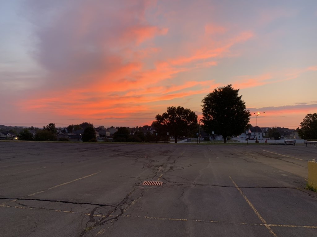 robin_doubrava's tweet photo. Good Morning from the Horseheads IS/MS complex and welcome back to staff!  We’re excited to see our students next week!! https://t.co/xpNwWoncPo