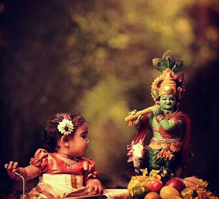 वह श्रेष्ठ अथवा जो भक्ति कामनापूर्ति से भरी वह सदैव ही निम्नकोटी की भक्ति कहलाती है, ये दोनों ही प्रकार की भक्तियाँ नैष्ठि और अनैष्ठि के दृष्टि से दो प्रकार की है , -नैष्ठि मे छः प्रकार तथा -अनैष्ठि के एक प्रकार ।