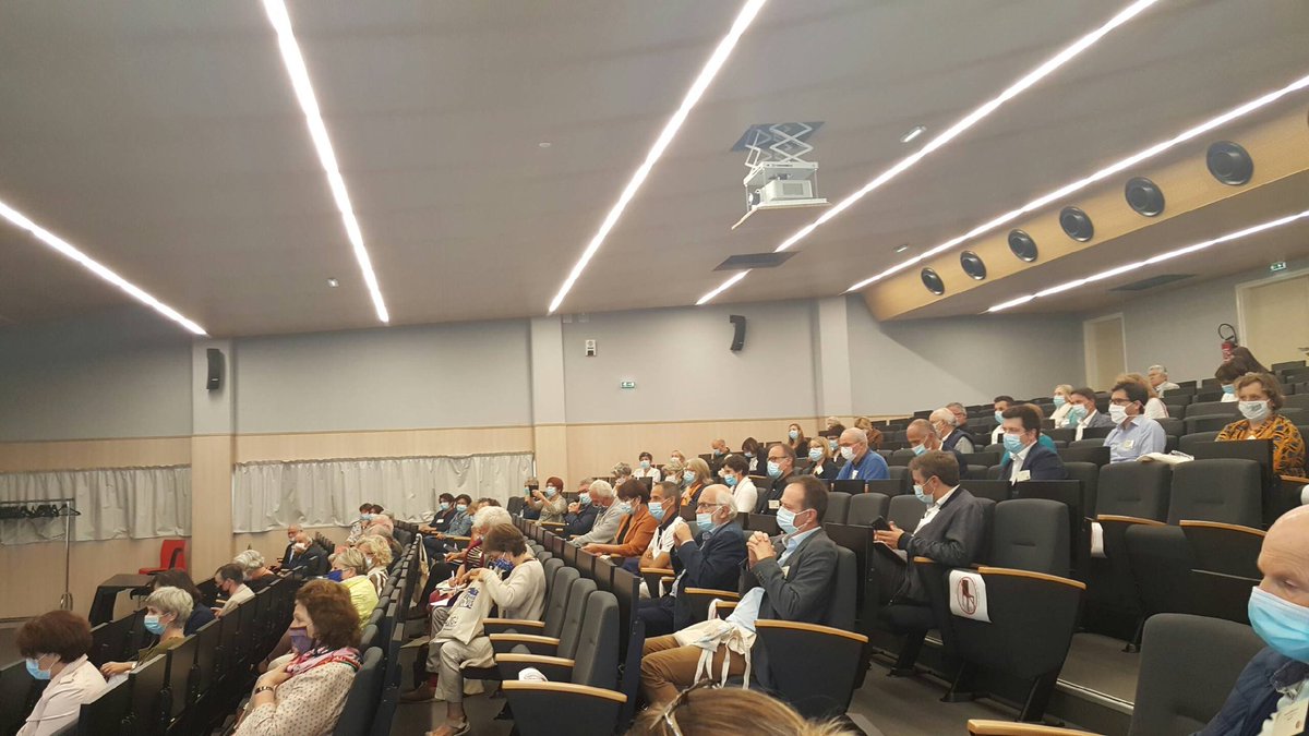 cnasouest's tweet photo. Le @cnasouest mobilisé auprès des élus Finisteriens à l'occasion des portes ouvertes du @cdg_29 et animateur d'un atelier : pour une action sociale de qualité pour les agents territoriaux #fonctionpublique #Quimper #CollTerr #Finistère https://t.co/E5xexdjzYm