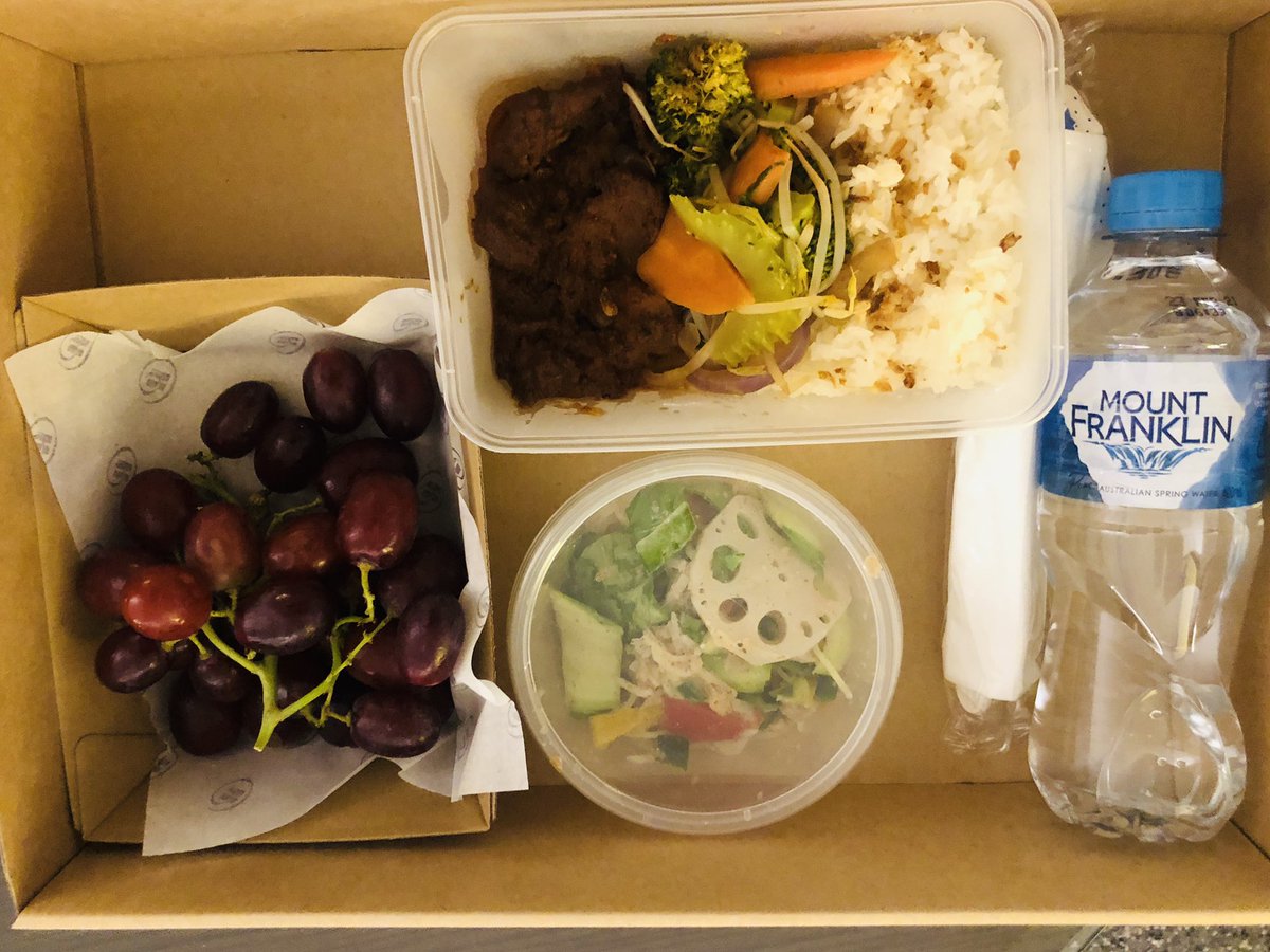 Sam13Gill's tweet photo. Day 8 Hotel Quarantine - Food is life at the moment 🍔 #COVID19 #Quarantine #hotellife #Australia https://t.co/mSEV0F3ZVp