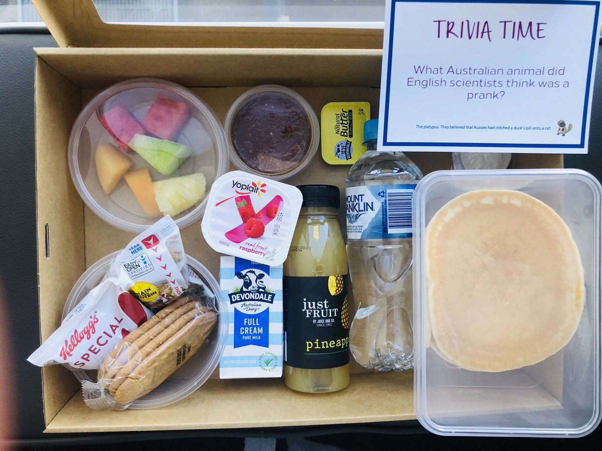 Sam13Gill's tweet photo. Day 8 Hotel Quarantine - Food is life at the moment 🍔 #COVID19 #Quarantine #hotellife #Australia https://t.co/mSEV0F3ZVp