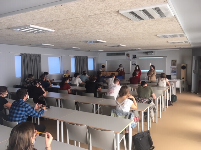 [Rentrée 2020] Bienvenue aux étudiant.es du Portail Arts, orientation musicologie!
C’est parti pour le test du cursus aménagé (APEM) #rentrée #orientation #musique <a href="/univ_lyon2/">Université Lumière Lyon 2</a> <a href="/LeslaUfr/">UFR LESLA - Université Lumière Lyon 2</a> 
bit.ly/3m1Lwiw