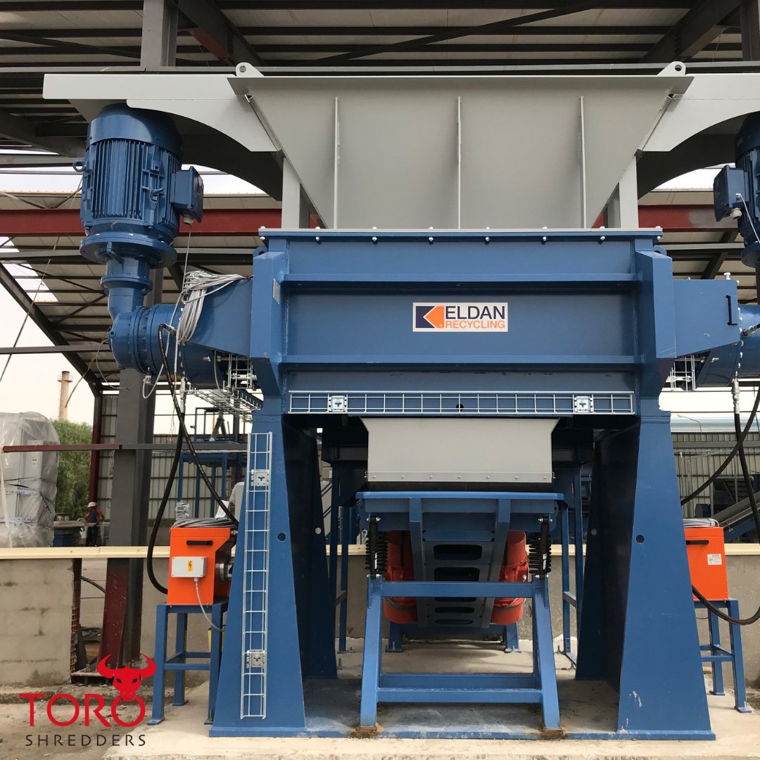 ToroShredders's tweet photo. The Toro Super Choppers shreds metals, plastics, rubber, general waste and aggregate giving you a taste of what we are capable of here at Toro Shredders.

Want to know more about our products? https://t.co/OuWkeXEvIt
•
•
•
#ToroShredders #Machine #SuperChopper #Shredder https://t.co/2Lbv89OpUQ