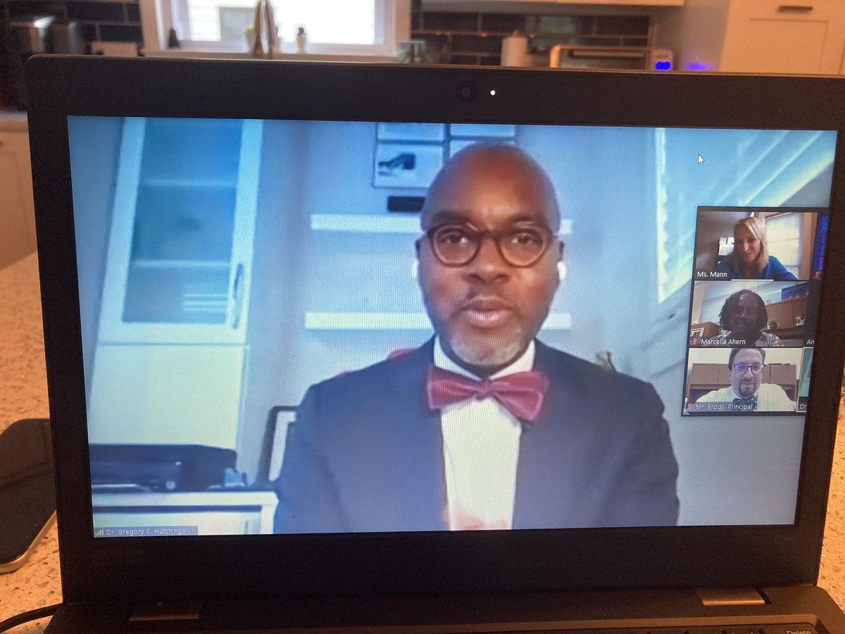 juliaaburgos's tweet photo. Ready for my first day of school @ACPSk12 with @DrHutchings as we Zoom through classrooms. Can’t wait to see our students for our Virtual PLUS+ teaching & learning. Have a great #ACPSFirstDay2020! https://t.co/dzz5aHdwPA