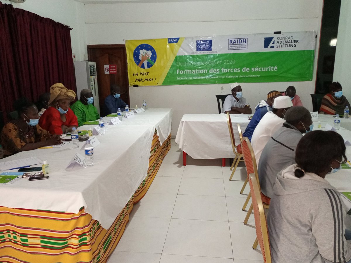 Deuxième journée de formation Aperçu que le processus électoral : connaissance et application des informations relatives aux différentes phases et voies de recours pacifique. #PPM <a href="/actionfemmes/">Femmes en Action</a> <a href="/repsfecoci/">REPSFECO-CI</a> <a href="/ong_salem/">ONG FEMMES DE SALEM, Internationale</a> <a href="/RAIDHCI/">RAIDHCI</a> <a href="/ONGRAIDH/">RAIDH</a>