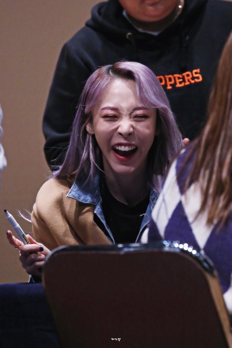 wheein a literal puppy