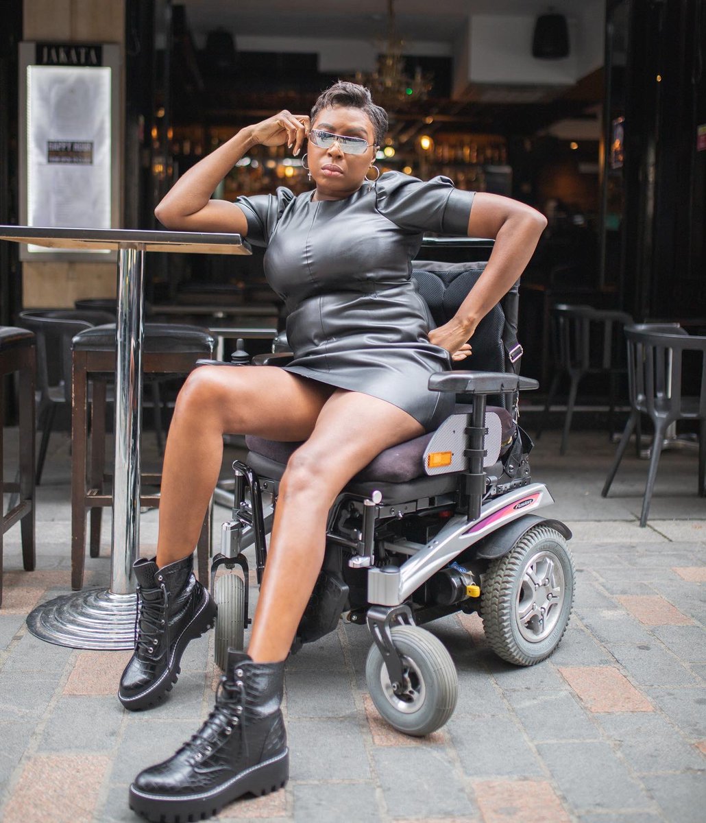 RollinFunky's tweet photo. I was often told as a child that I was stubborn, as I wouldnโt take NO for an answer. Now I am an adult, not much has changed & I go after my dreams.
Donโt let others clip your wings, you where made to fly ๐ค
Dress & Boots @JustFabUK
*Pr-Products*
#justfabstyle #rollinfunky https://t.co/ZTqyDyMWu8