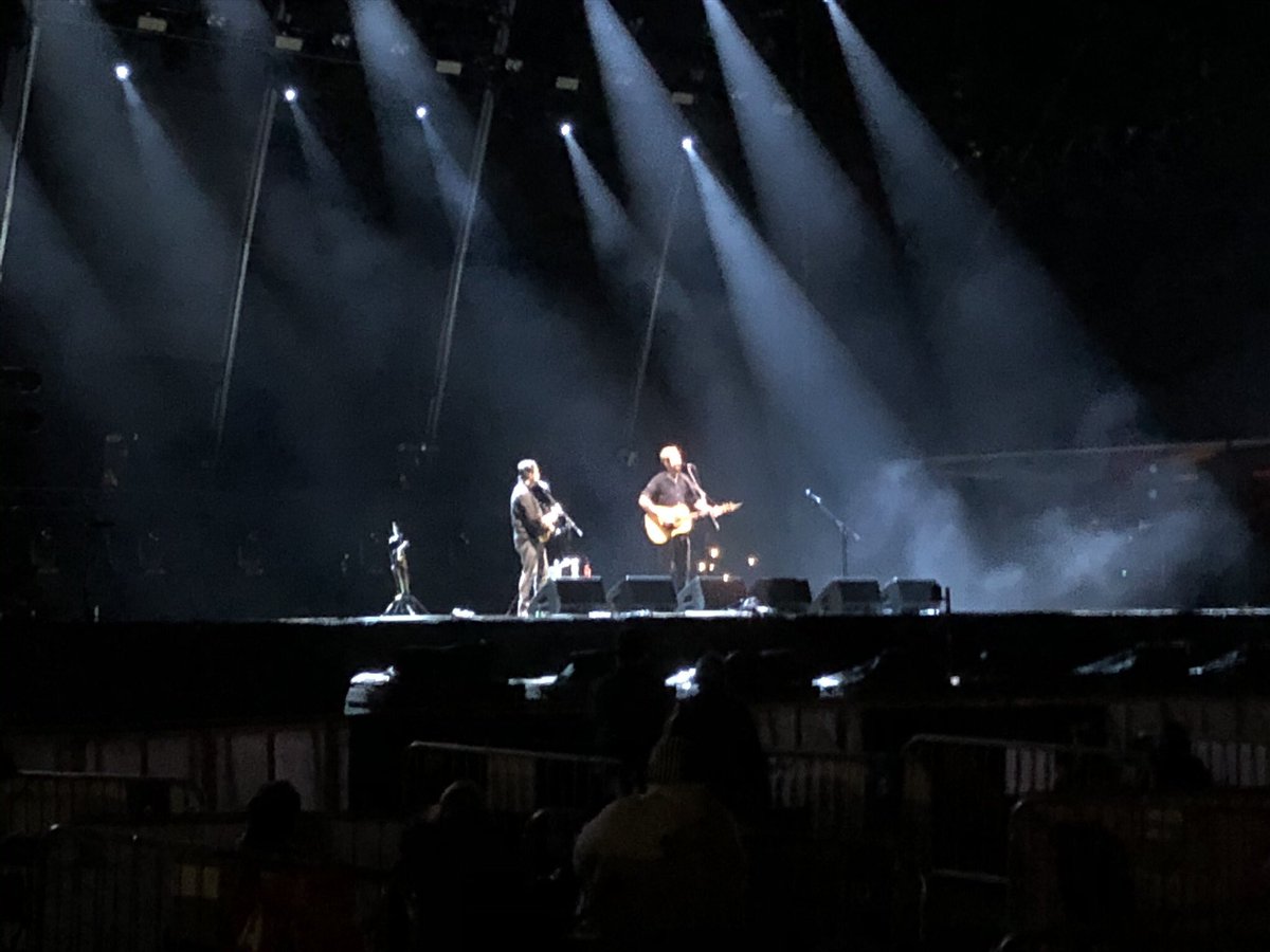 markgraham74's tweet photo. @frankturner @MattPressure @JessGuise @fuckinclairpics Awesome night https://t.co/IWBWuG9QDs