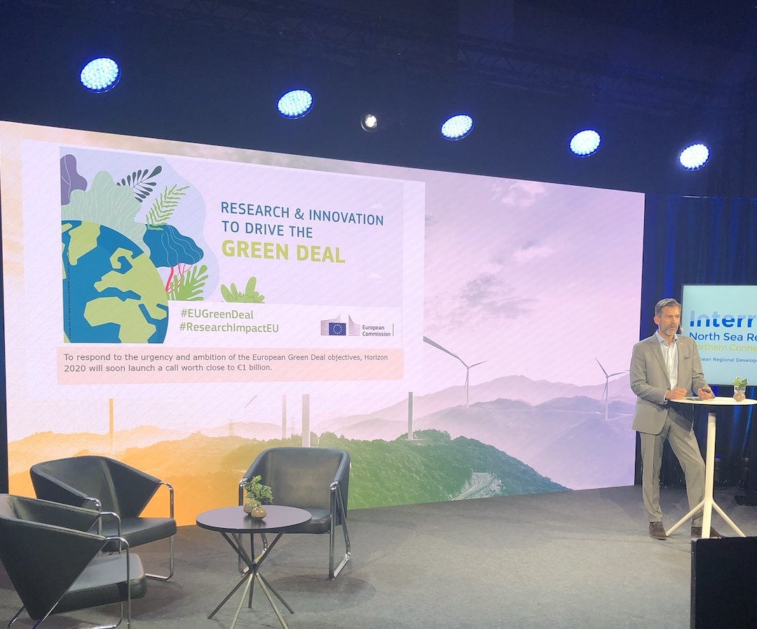 NorthseaConnect's tweet photo. @FredrikHrstedt : The Recovery Plan for Europe💪#eugreendeal 1 billion euros in one call #horizoneurope #eit #eic #energy #sustainabletransition #NorConFC2020 @NorthSeaRegion @Interreg_eu https://t.co/TgckSpBuev