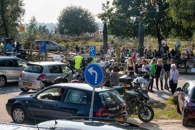 Noodkreet omwonenden van de Posbank; ‘Wij en de natuur kunnen de drukte niet meer aan’
gelderlander.nl/rheden/noodkre…