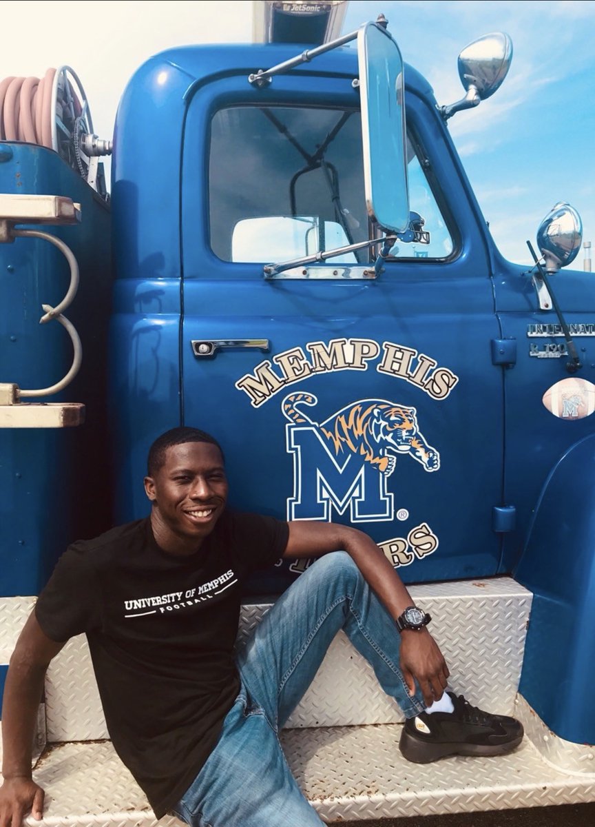 STSEnterprise's tweet photo. Meet the 2020-2021 Student Leadership Council Series: Meeting the SLC - Joshua Booker Membership Chair
URL: https://t.co/TXfobNh7Bs
#STSEnterprise #STSElite #MakingExcellenceTheNorm #StudentLeadershipCouncil https://t.co/Iod73S2Omj
