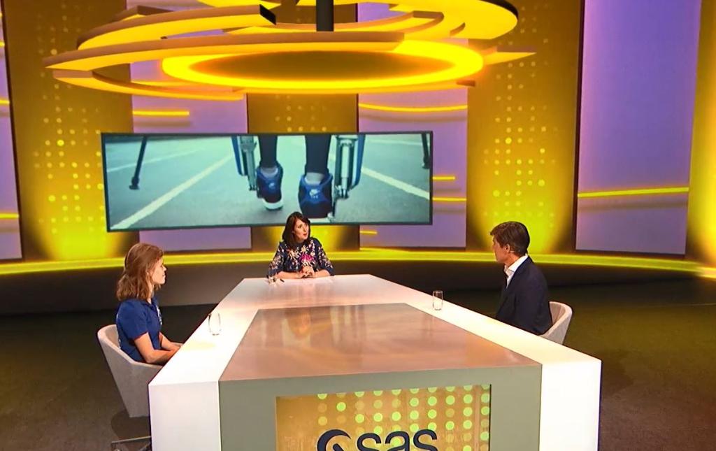 Belangrijkste mijlpalen van <a href="/ProjectMarch/">MarchProject</a> tijdens SAS Analytics Forum. <a href="/VBendermacher/">VivianneBendermacher</a> aan tafel met Martine Keulen en Rutger van Beek van Project MARCH en <a href="/ArthurdeCrook/">Arthur de Crook</a> van <a href="/SASsoftware/">SAS Software</a> D[N]A Lab. 2.sas.com/6010GSIgu #SASForumBNL