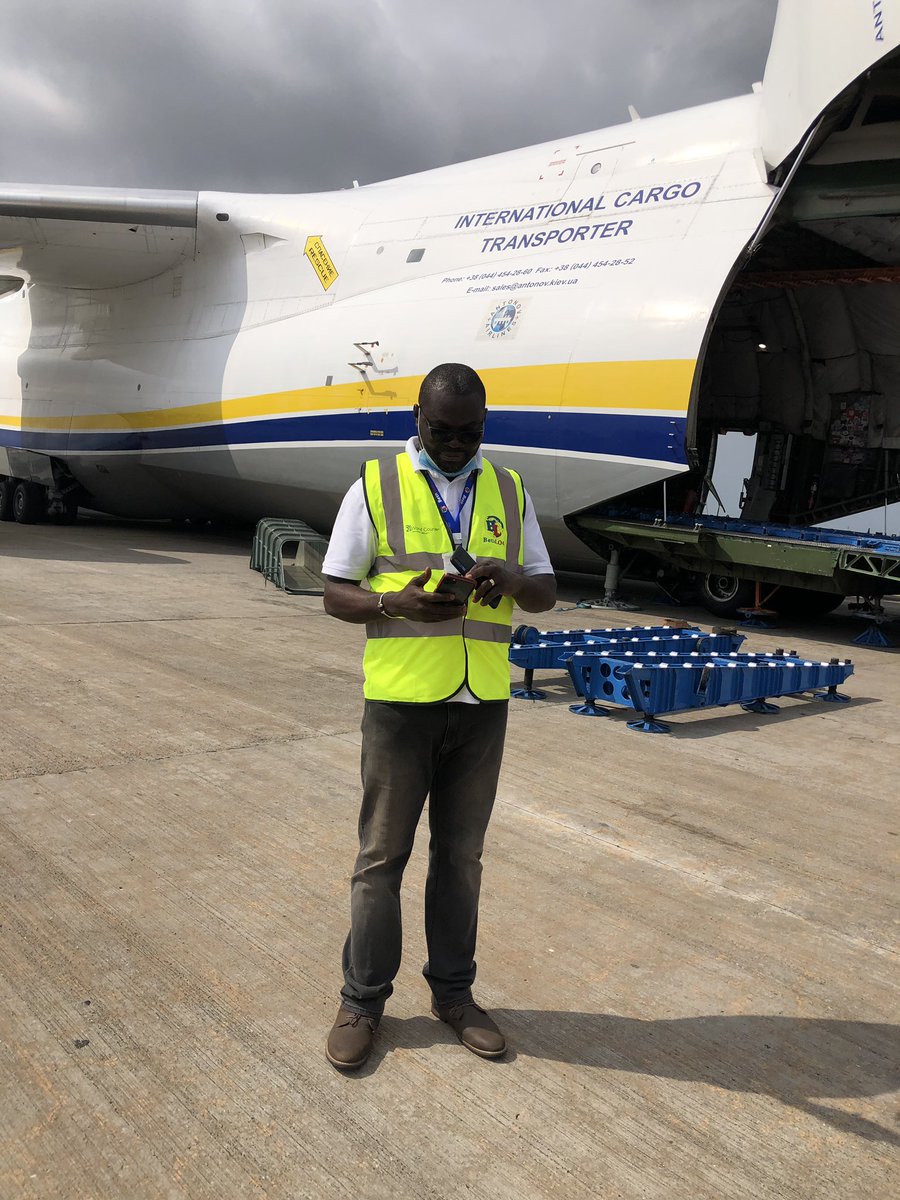 LogisticsBethel's tweet photo. A Generator Steam Rotor being transported from Takoradi to Accra(Airport) and then to India. #bethlog #freightforwarding #transportation #rotor #logistics https://t.co/CZwDKefUgB